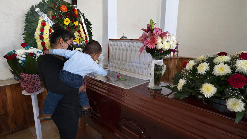 Jornalista assassinado Armando Linares, em Zitacuaro, no estado de Michoacan, México, quarta-feira, 16 de março de 2022.