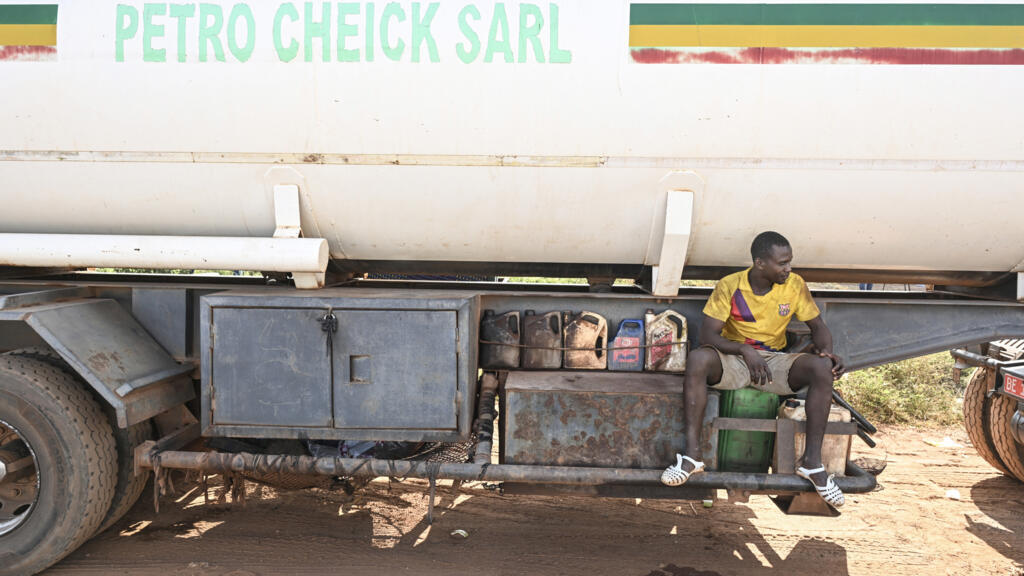 Mali: les routiers, en première ligne face aux attaques jihadistes du Jnim, présentent leurs doléances