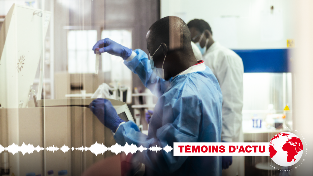 Photo Ebola
CAGNARD Alexandra
DEGUELDRE Matthieu
Le 6 novembre 2024, des médecins effectuent des tests en vue de la campagne de vaccination contre Ebola, dans le laboratoire de diagnostic de Kenema, épicentre de l’épidémie d’Ebola en 2014.