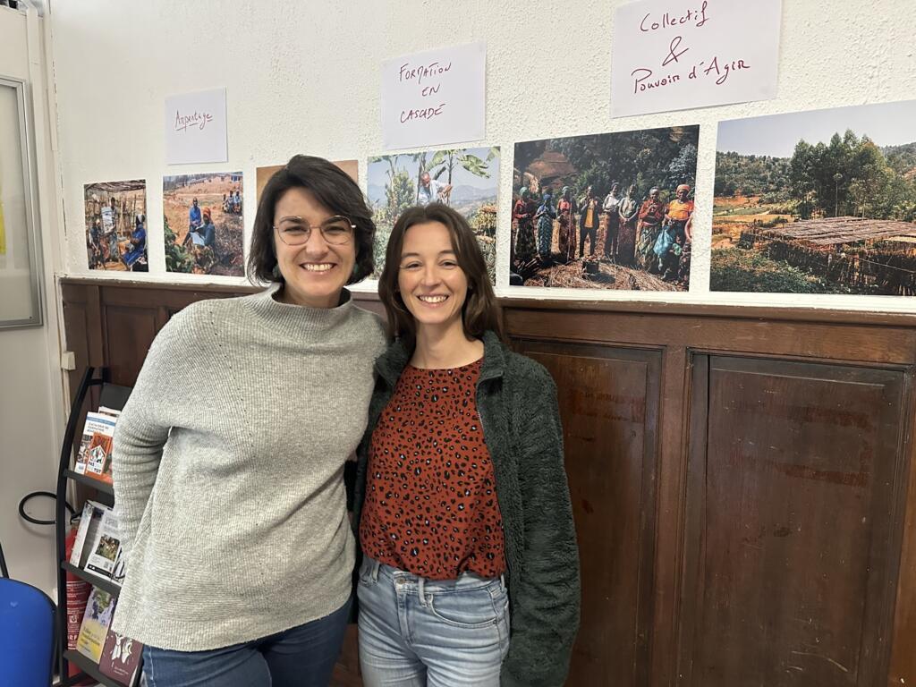 Flavie Lauvernier et Julie Caillier, au siège de Frères des Hommes