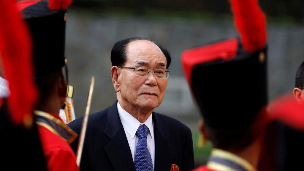 中国对朝鲜前二号人物金永南逝世表示“深切哀悼”