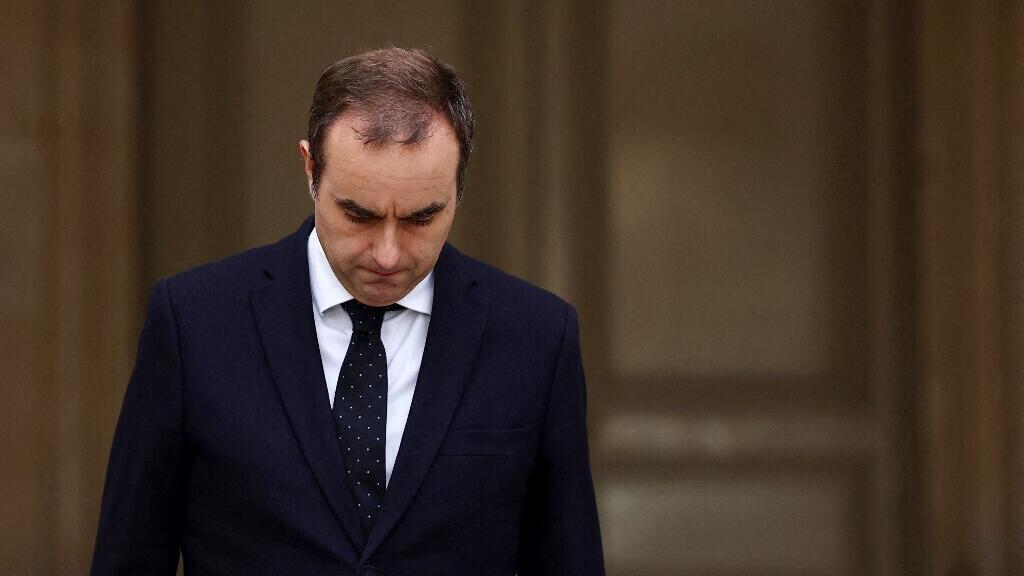 L'éphémère gouvernement Lecornu démissionne, la France s'enfonce dans la crise politique