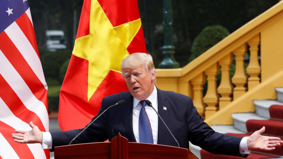 Ảnh tư liệu: Tổng thống Mỹ Donald Trump trong buổi họp báo tại Phủ Chủ tịch, Hà Nội, Việt Nam, ngày 12/11/2017.