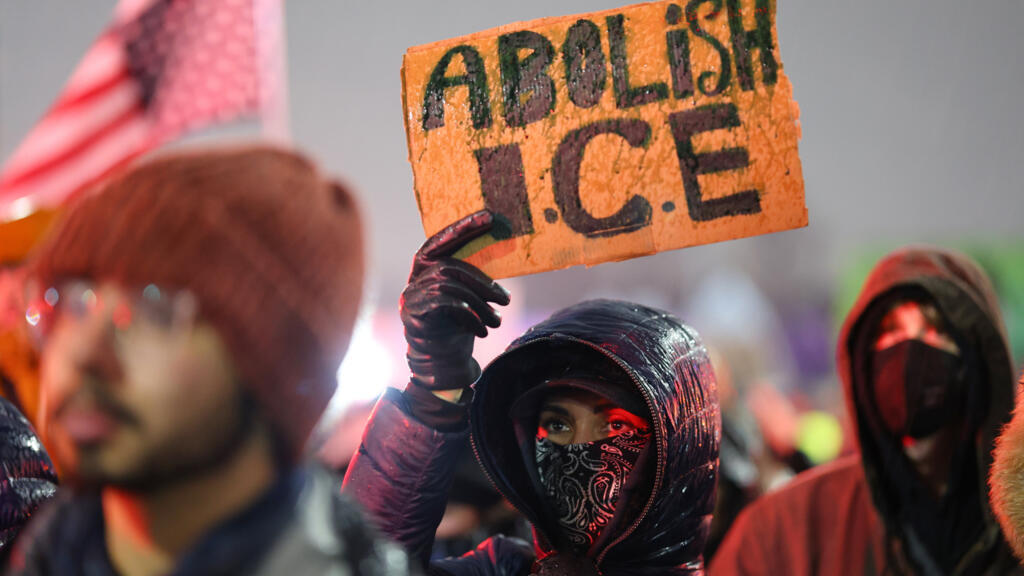 Etats-Unis: quand un influenceur proche de Trump compare les méthodes de l'ICE à celles de la Gestapo