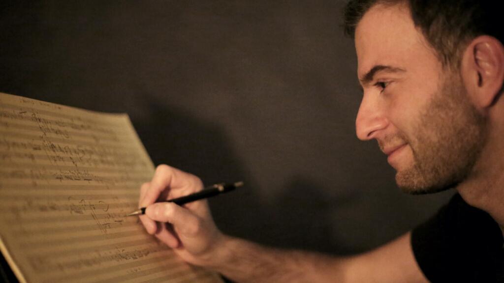 L’album « Gargantua and Chamber Music » d’Olivier Korber est disponible chez Arion Music. Le pianiste-compositeur sera en concert le 16 novembre 2025 à la Salle Colonne à Paris pour deux représentations de « La Journée de Gargantua » sous forme de spectacle pour enfants.