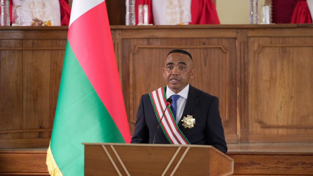 Madagascar: les défis et urgences qui attendent le colonel Michael Randrianirina