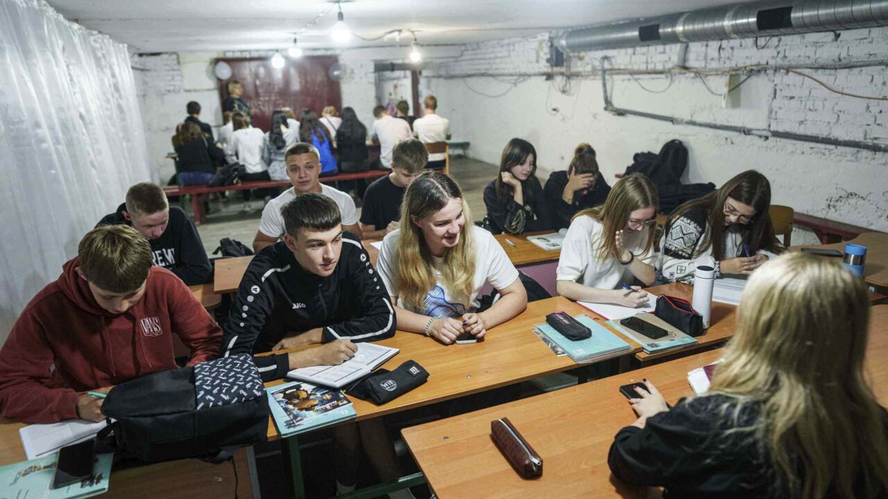 Ukraine: à Dnipro dans l'est, une école pour les enfants déplacés de Pokrovsk
