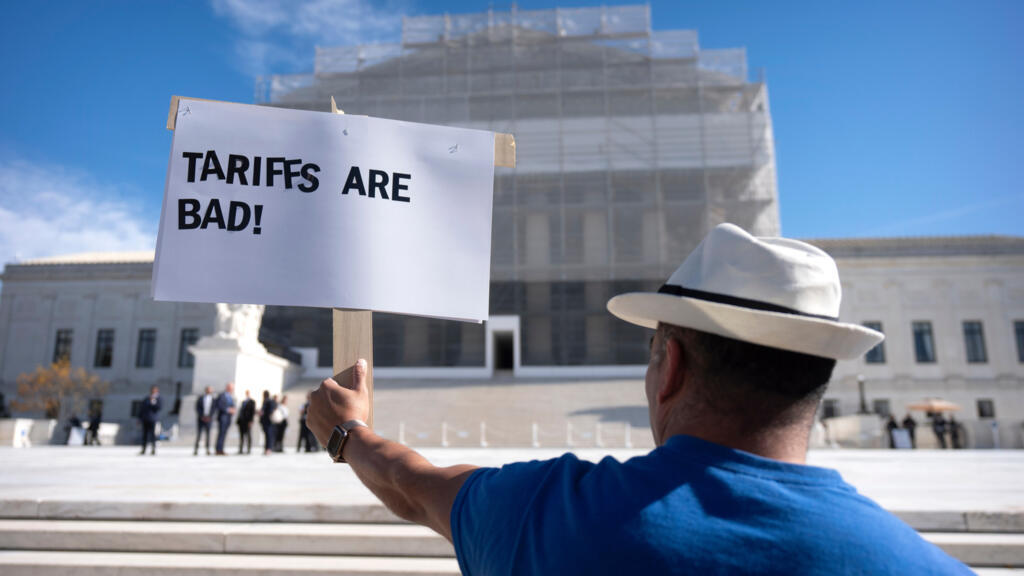 États-Unis: la Cour suprême affiche son scepticisme quant à la légalité des droits de douane de Trump