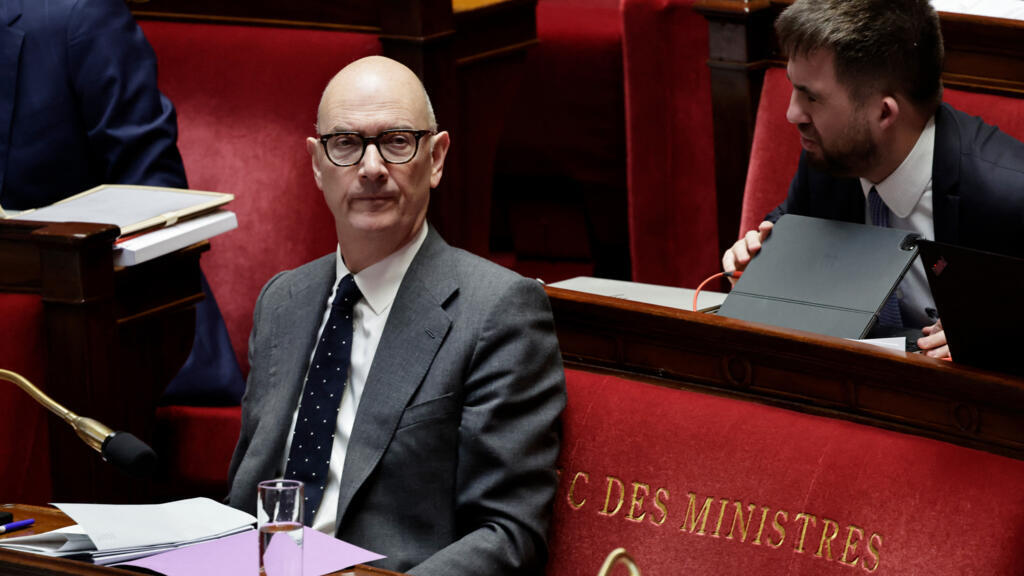 France: l'Assemblée nationale approuve un amendement augmentant la surtaxe sur les entreprises