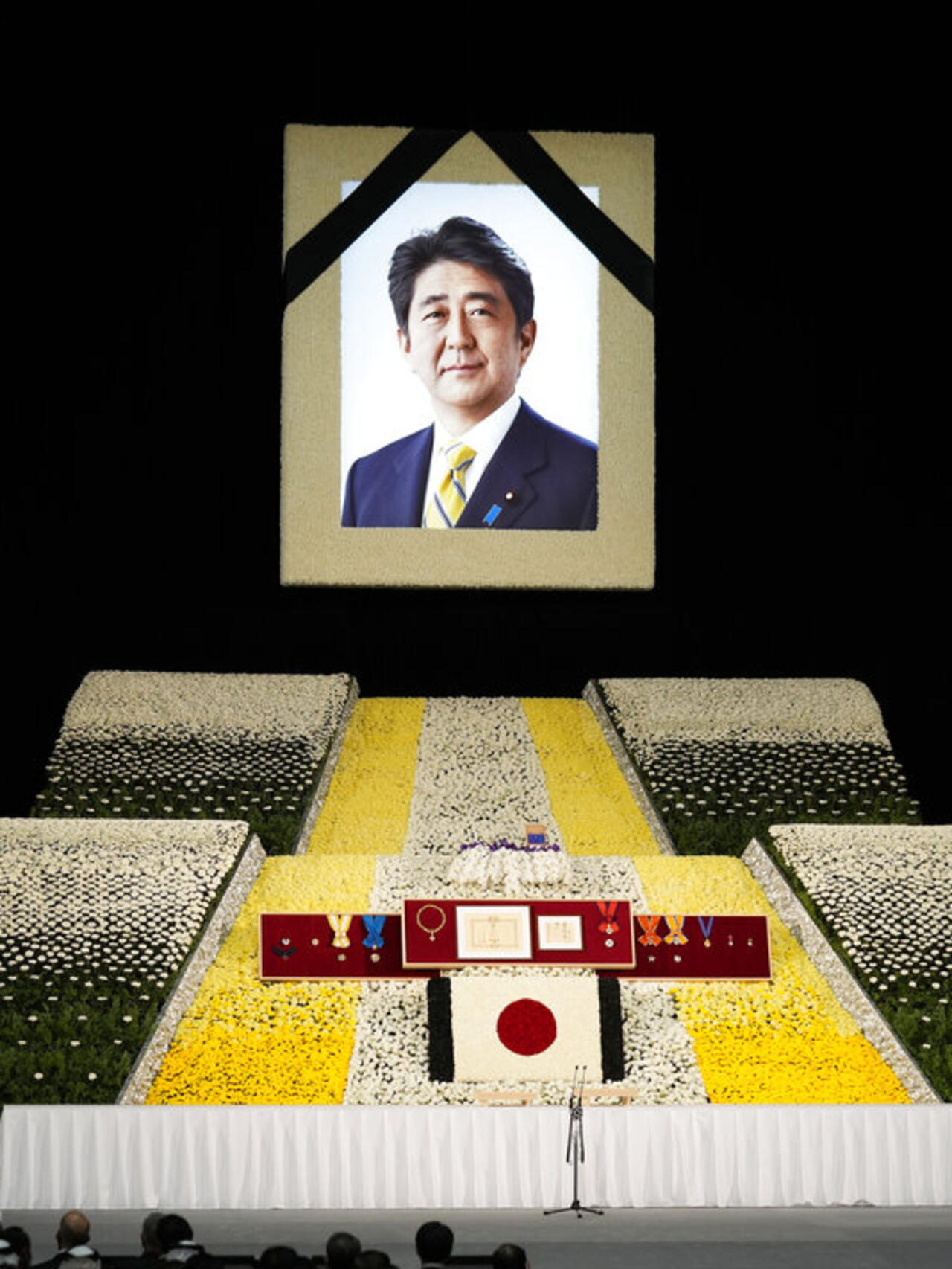 从安倍国葬看目前日中关系的“历史温度差” - 东京专栏