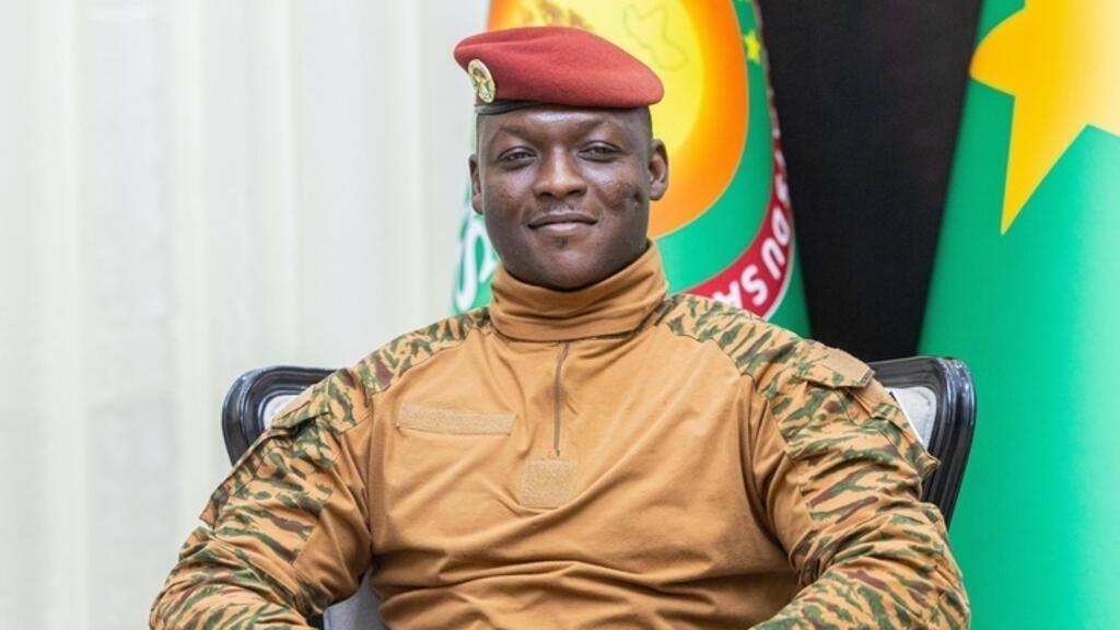 Burkina Faso: les partis politiques dissous au nom de la «refondation de l'État»