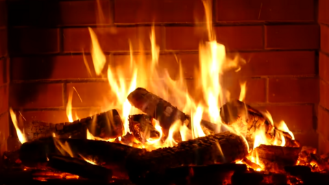 Feu de cheminée à regarder à la télé...