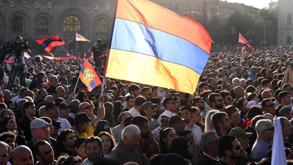 Rusia monitorizează dezbaterea electorală din Armenia