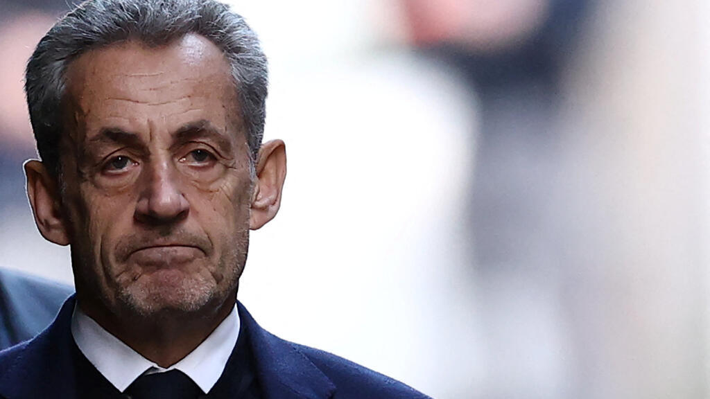 En Francia la justicia ordena la puesta en liberad del expresidente Nicolas Sarkozy