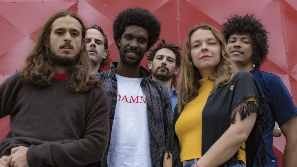 Laure Briard et Boogarins.