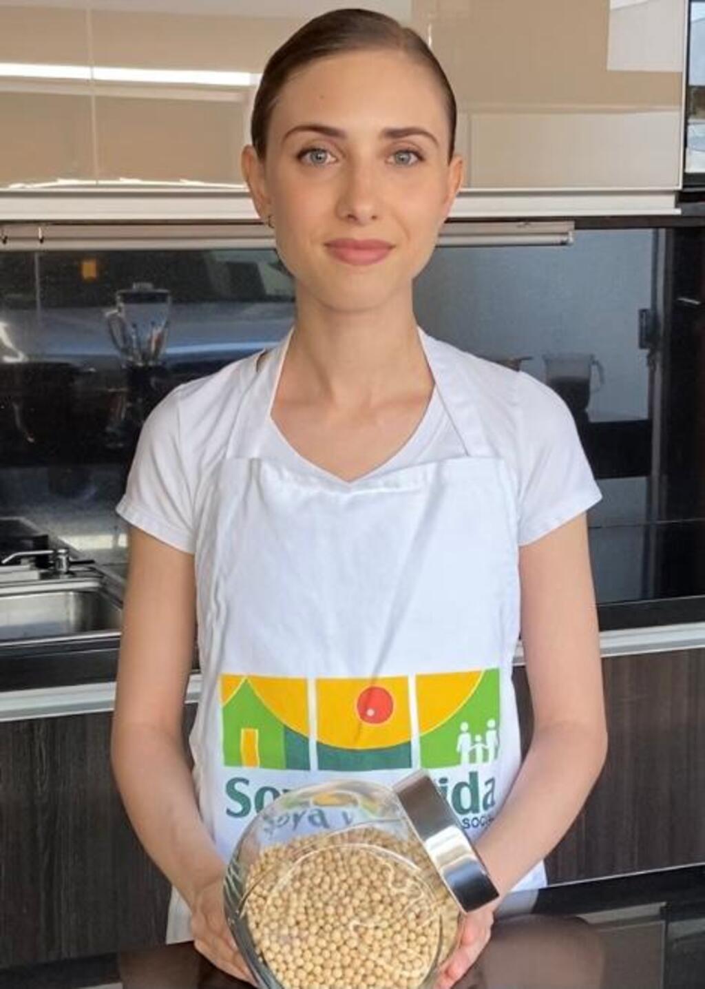 Marina Cabral é filha de Flavia, uma das fundadoras da Fundação Soya y Vida.