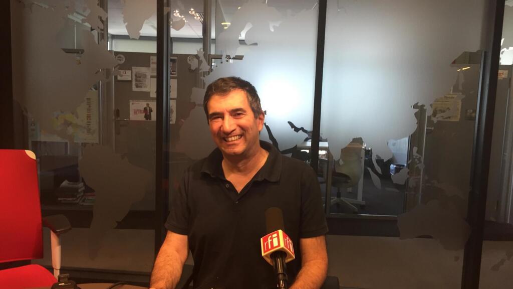 Dov Alfon, écrivain israélien en studio à RFI (juillet 2019).
