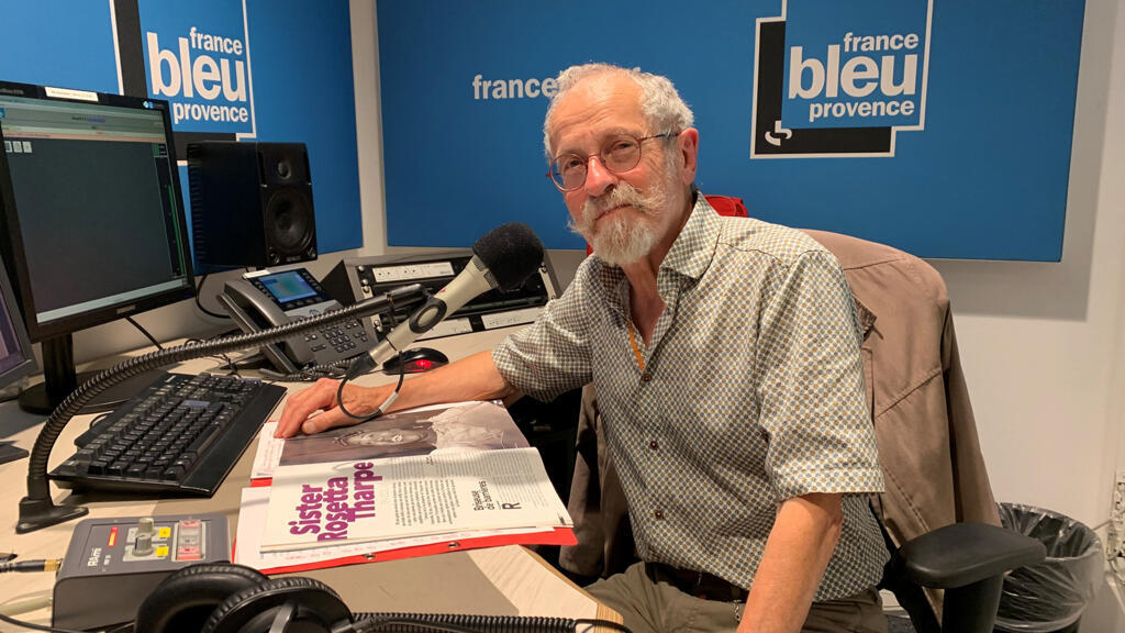 Jean Buzelin en duplex des studios de France Bleu Provence.
