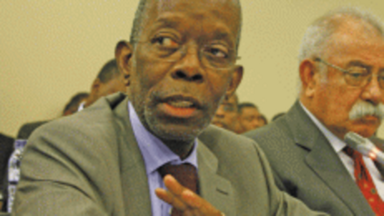 Moçambique Adriano Maleiane é o novo primeiroministro