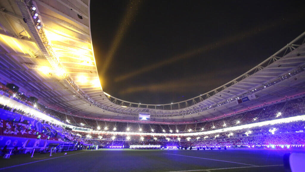 Estádio de Al Rayyan vai receber competições da Copa e já está pronto há quase um ano.