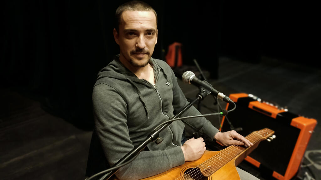 Le guitariste Olivier Gotti.