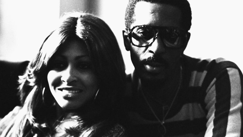 Tina et Ike Turner, à Londres, en octobre 1975.