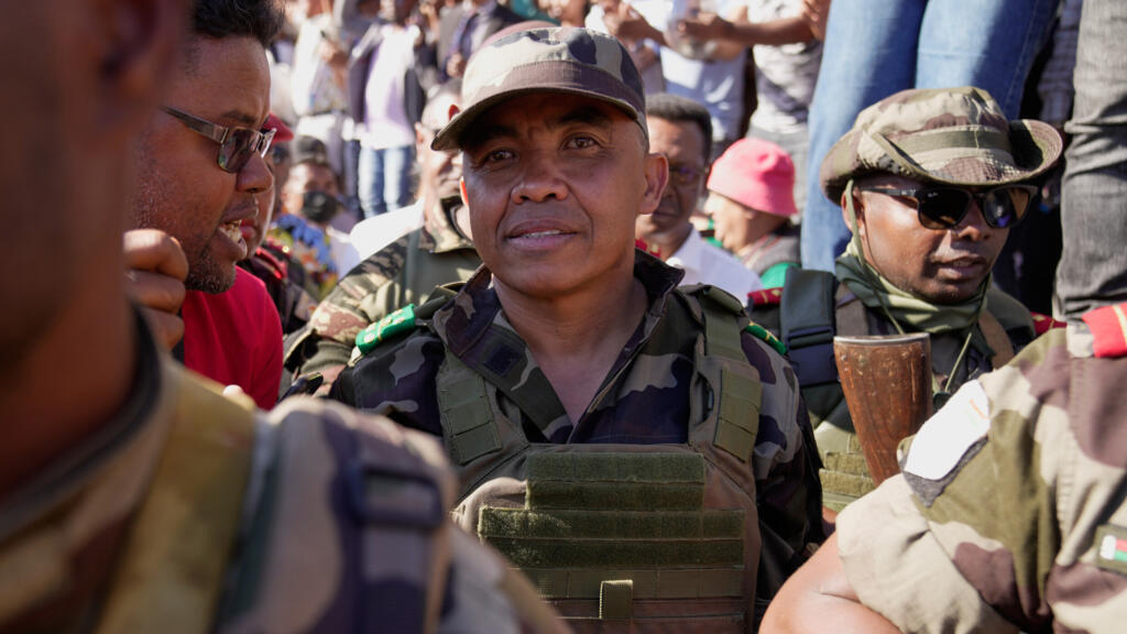 Madagascar: le colonel Randrianirina prêtera serment comme président ce vendredi