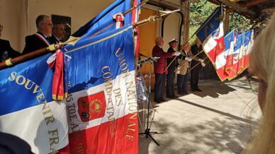 Lễ tưởng nhớ công lao của khoảng 1.000 người lính thợ Đông Dương làm việc trong Nhà máy thuốc súng Saint-Chamas, miền nam Pháp, ngày 16/10/2022.