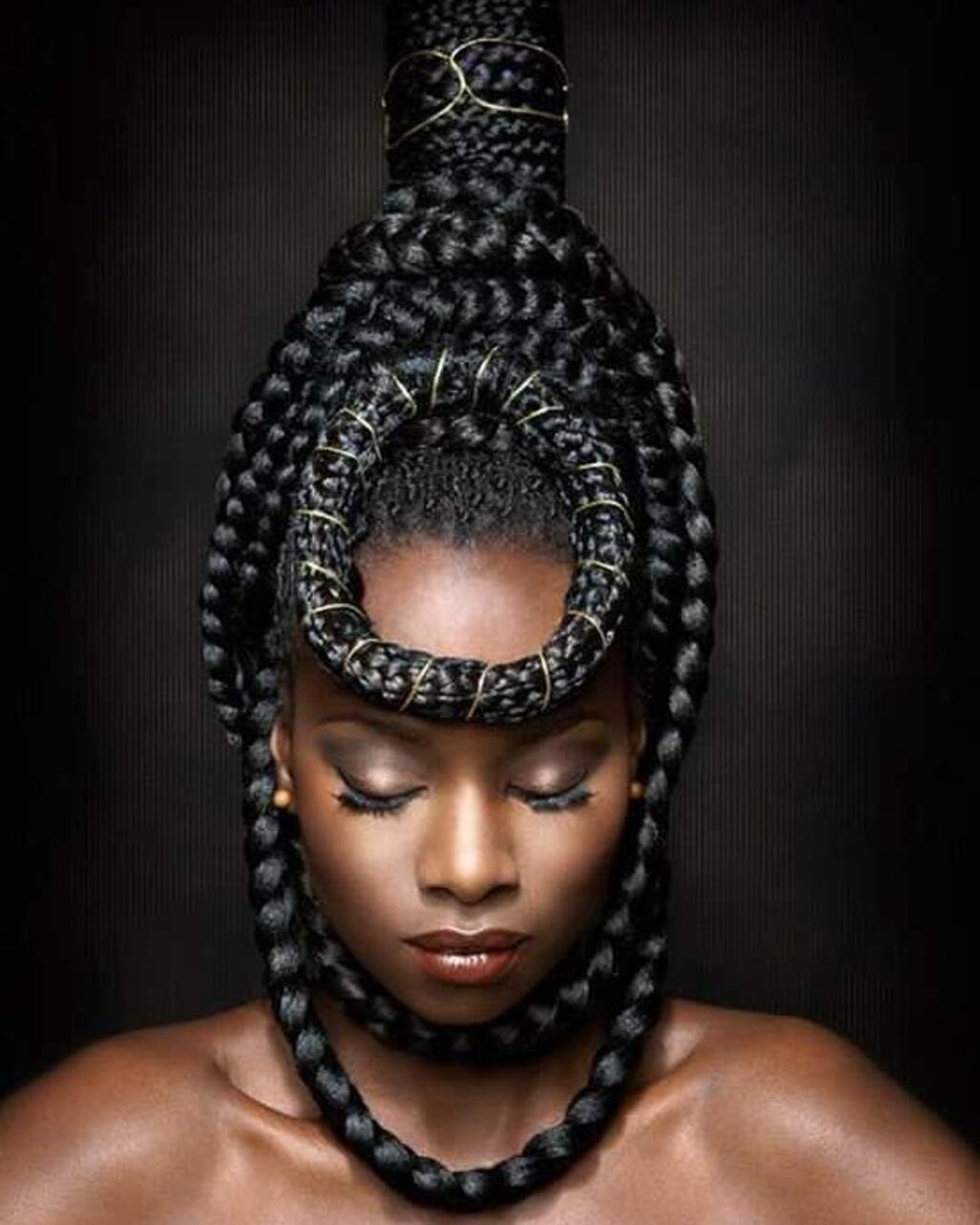 Coiffure de Nadeen Makety