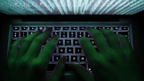 Les données personnelles de près de 6 millions de clients de la compagnie aérienne australienne Qantas ont été volées lors d'une cyberattaque menée en juillet 2025 par les Scattered Lapsus$ Hunters.