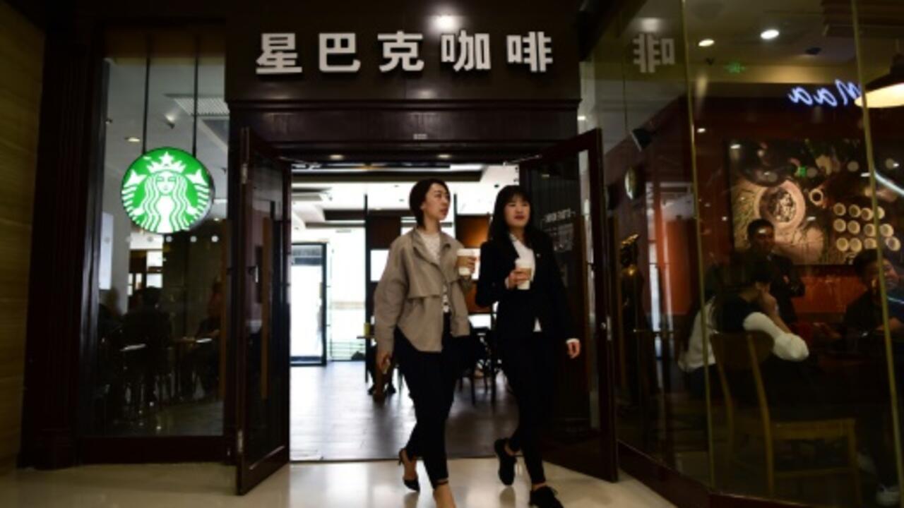 在中國，星巴克尋避與對手打價格戰 卻難逃折扣戰