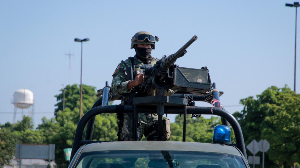 Wanajeshi wakishika doria katika mitaa ya Culiacan, jimbo la Sinaloa, Mexico, Septemba 11, 2024.