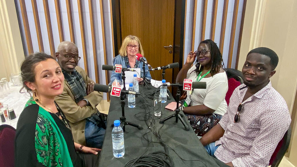 Au premier plan : Leila Dakhli, Mohamed Mbougar Sarr, et au second plan : Souleymane Bachir Diagne et Maboula Soumahoro.