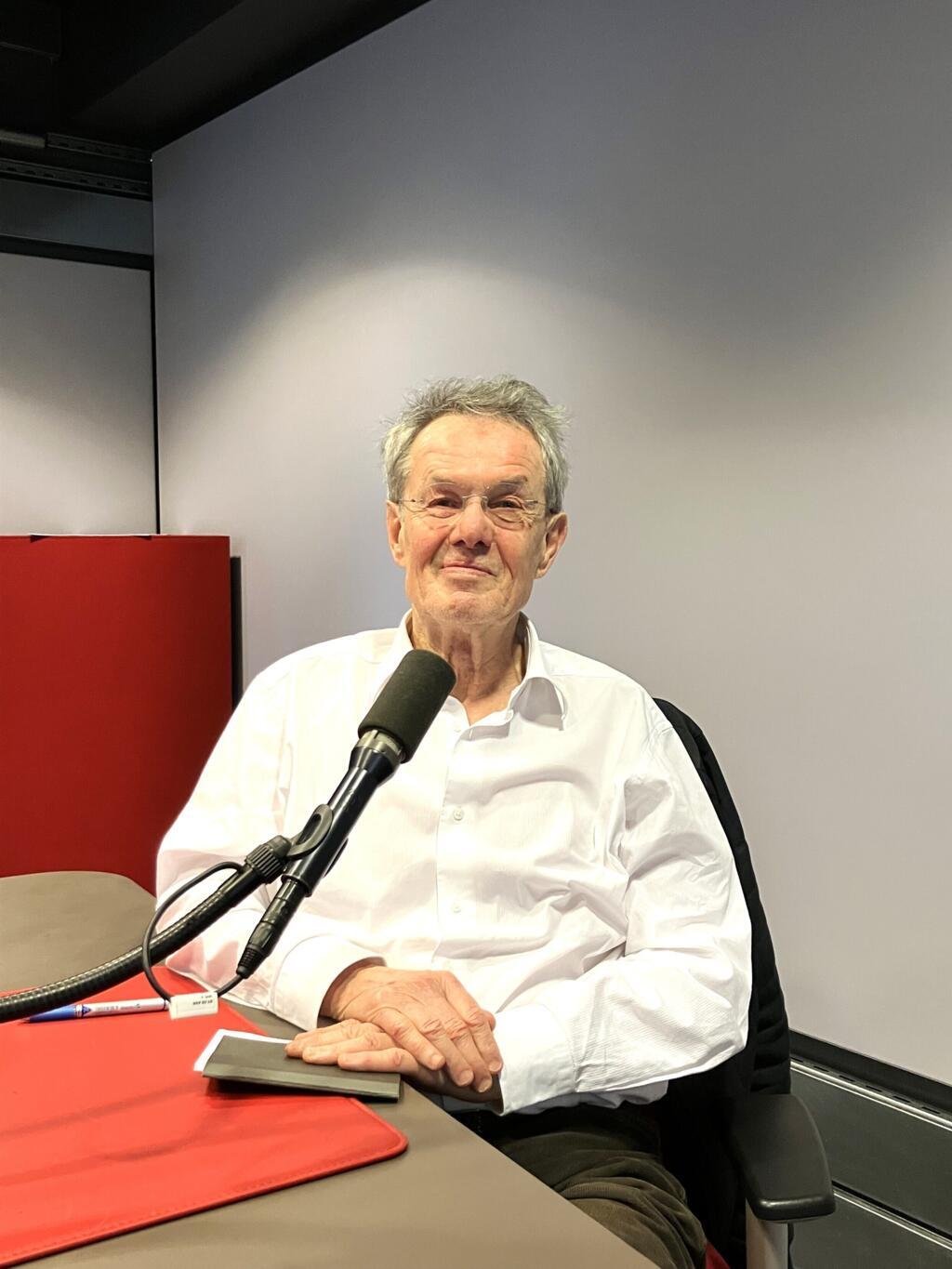 L'écrivain Jean-Paul Kauffmann en studio à RFI (mars 2025)