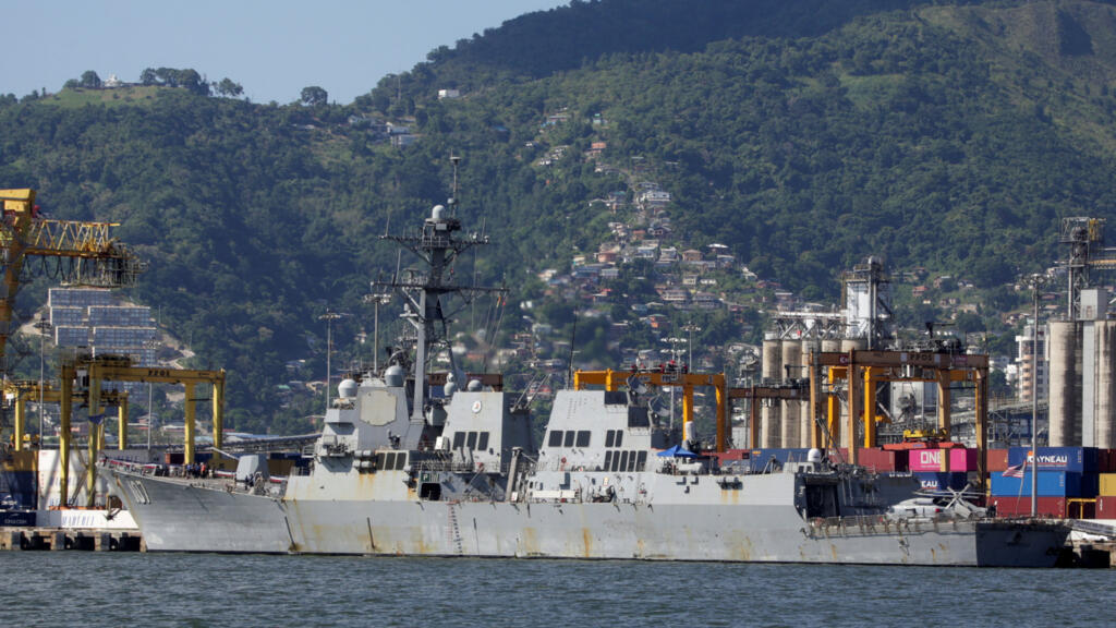 Le Venezuela dit avoir déjoué un complot des États-Unis après l'arrivée d'un navire américain à Trinité-et-Tobago