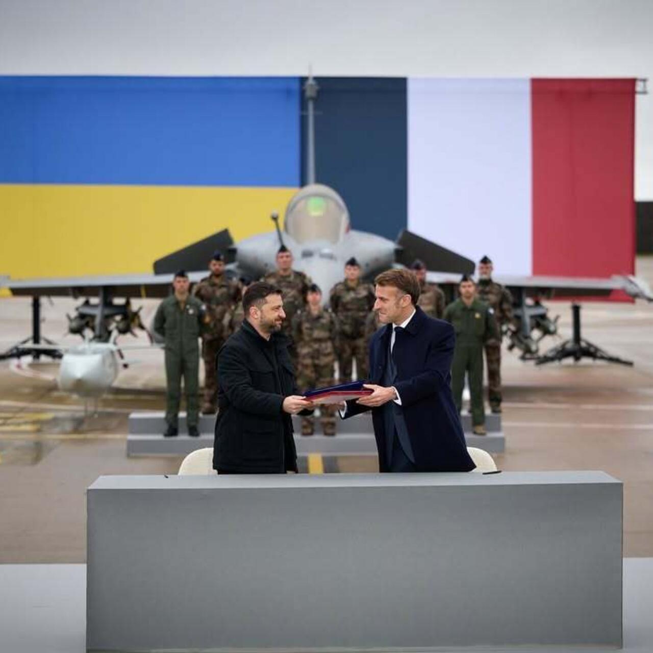 France's Macron and Ukraine's Zelensky pave way for jets and air