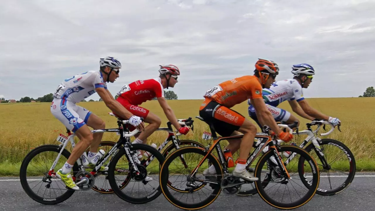 阿姆斯特朗案再次冲击环法赛 体育热线