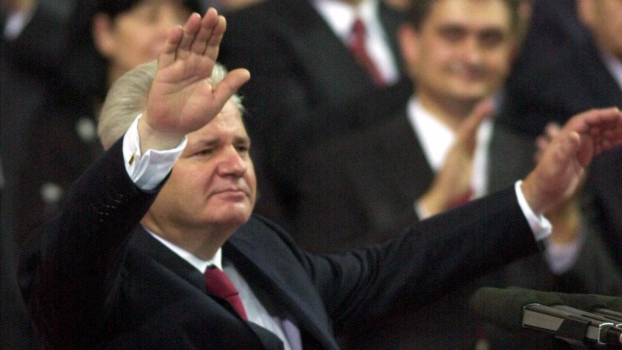 À la Une : il y a 25 ans, Slobodan Milošević tombait en ex-Yougoslavie