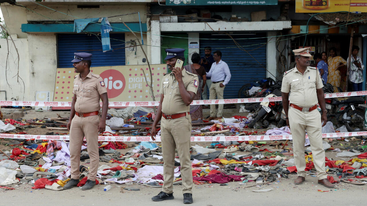 Inde: une bousculade géante lors d’un rassemblement politique fait des dizaines de morts