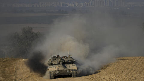 تصویر آرشیوی از یک تانک ارتش اسرائیل در نزدیکی مرز این کشور با غزه، ۵ ژوئن ۲۰۲۴.