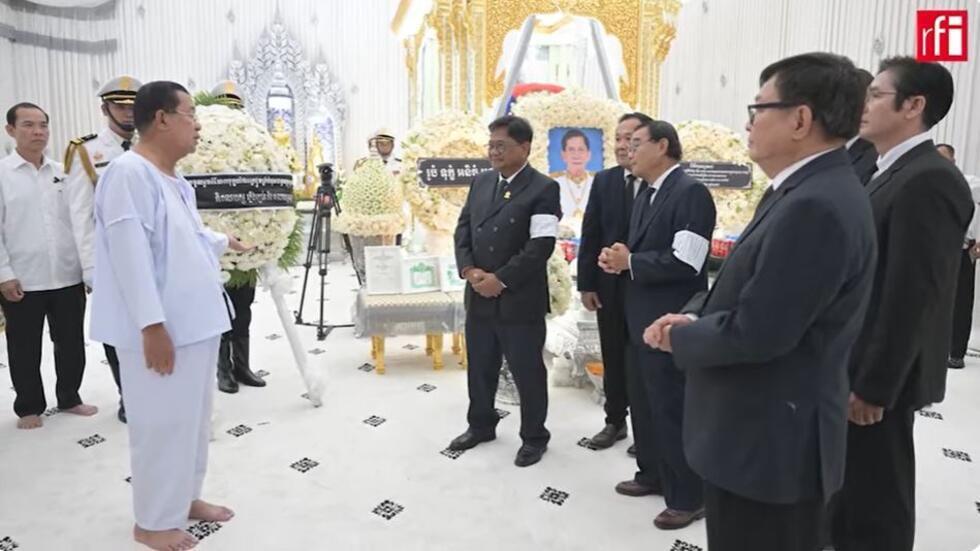 លោក ហ៊ុន សែន ប្រធាន​គណ​បក្ស​ប្រជាជន​កម្ពុជា​ នៅ​គ្រា​ដែល​បង​ប្រុស​របស់​គាត់​ គឺ​លោក​ ហ៊ុន សាន ​បាន​ទទួល​មរណៈ​ភាព​ នៅ​ថ្ងៃ​ទី​២៨ ខែ​មីនា ​ឆ្នាំ​២០២៥​ ដោយ​រោគាពាធ