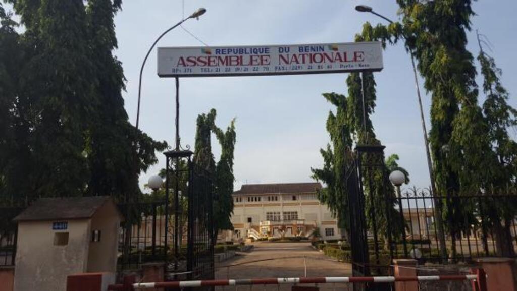 Il y a trente ans au Bénin, s'ouvrait la première conférence nationale d'Afrique francophone, en février 1990, première étape de la construction des institutions démocratiques béninoises.