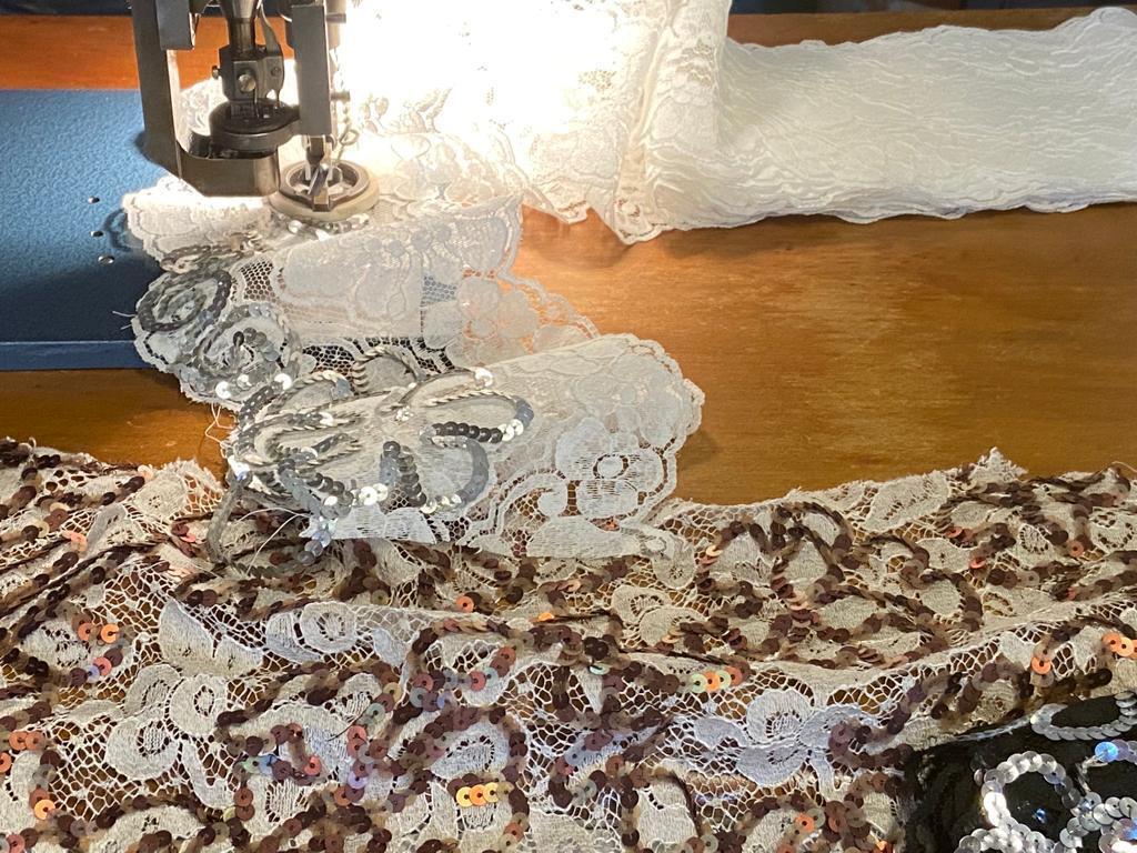 Dentelle rebrodée