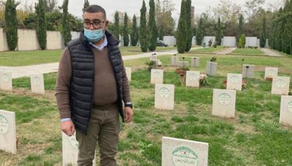 Wahid Arid a parcouru des milliers de kilomètres pour pouvoir enterrer les musulmans durant la première vague de Covid-19.