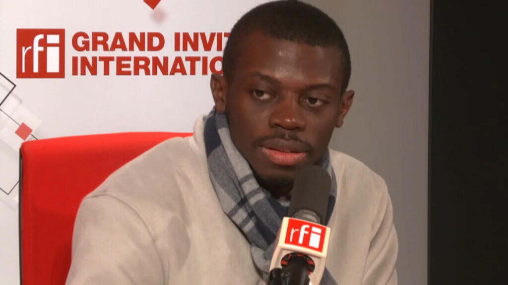 William Elong, entrepreneur camerounais, concepteur de drones et spécialiste de l’Intelligence artificielle (IA), dans les studios de RFI, le 30/12/2024.
