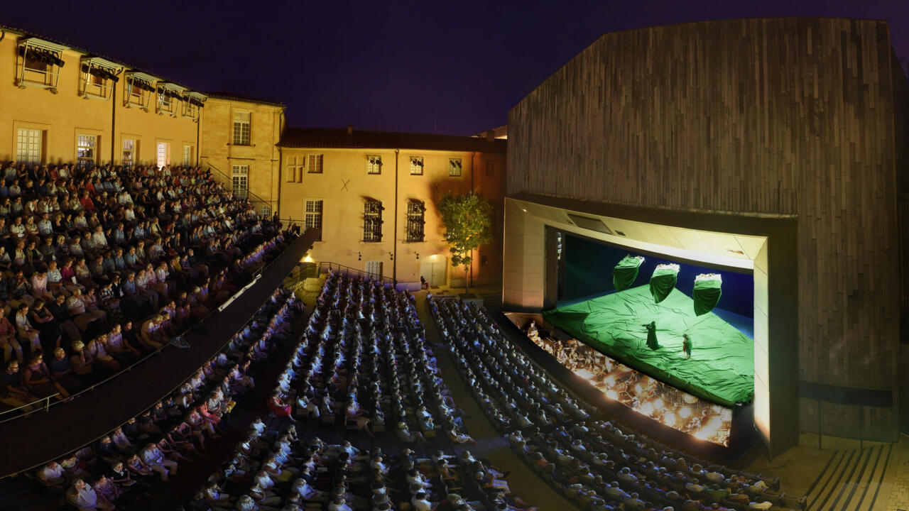 Theatre De L Archeveché Aix En Provence 70e Festival d'Aix-en-Provence: «Didon et Énée», au théâtre de l