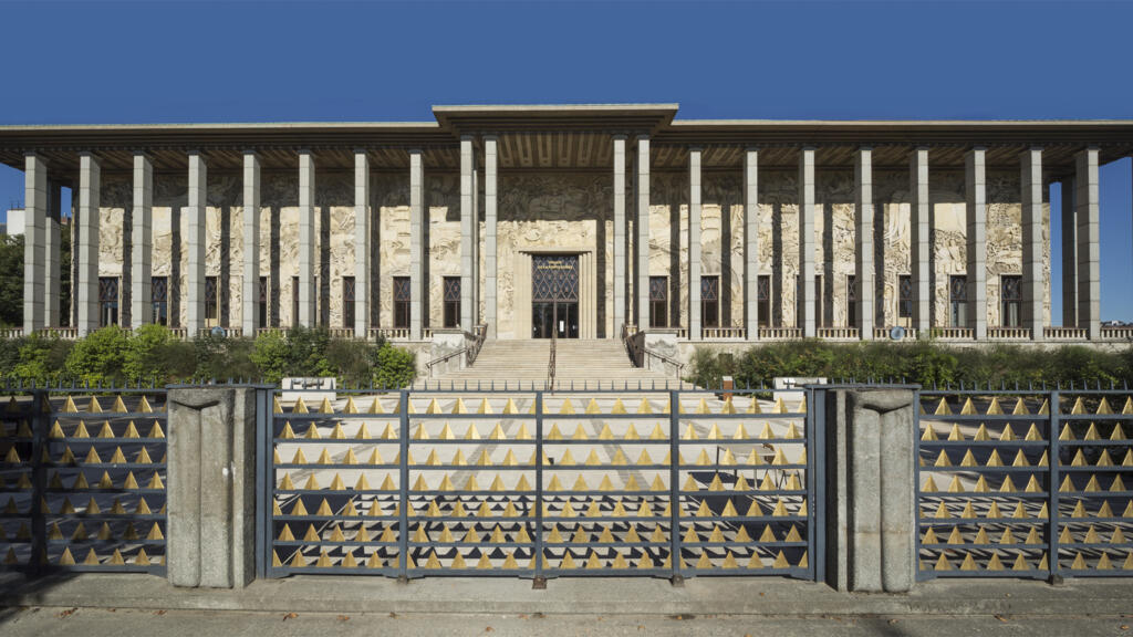 Le Palais de la Porte Dorée qui abrite le musée, est édifié en 1931 à la gloire de l’empire colonial français, à l’occasion de l’Exposition Coloniale.