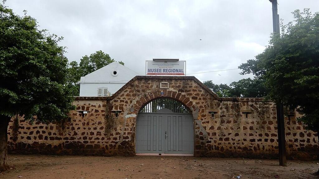 Sénégal: le musée de Thiais expose huit objets saisis pendant la bataille de Samba Sadio