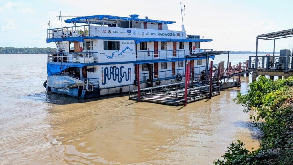 La caravane fluviale Iaraçu.