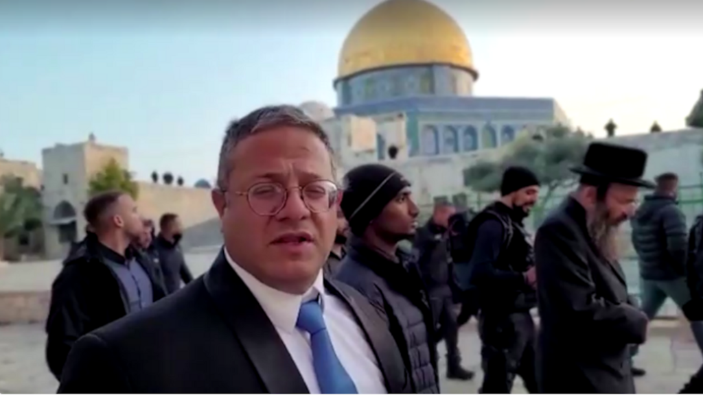 Itamar Ben Gvir, le nouveau ministre israélien, d’extrême droite, en charge de la Sécurité nationale visite l'esplanade des mosquées. Le 3 janvier 2023.